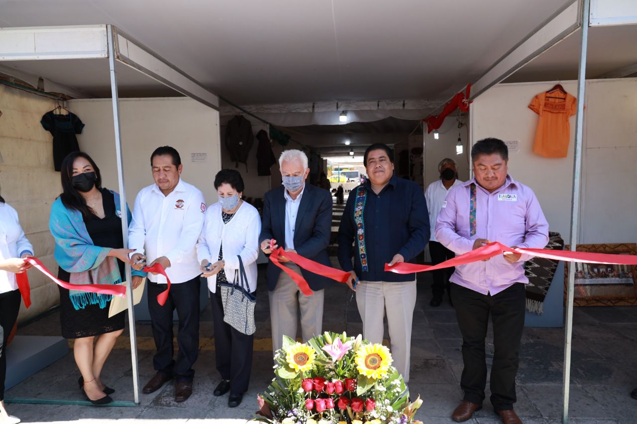 Inauguran Expo Artesanal y de Microproductores en Chiautempan